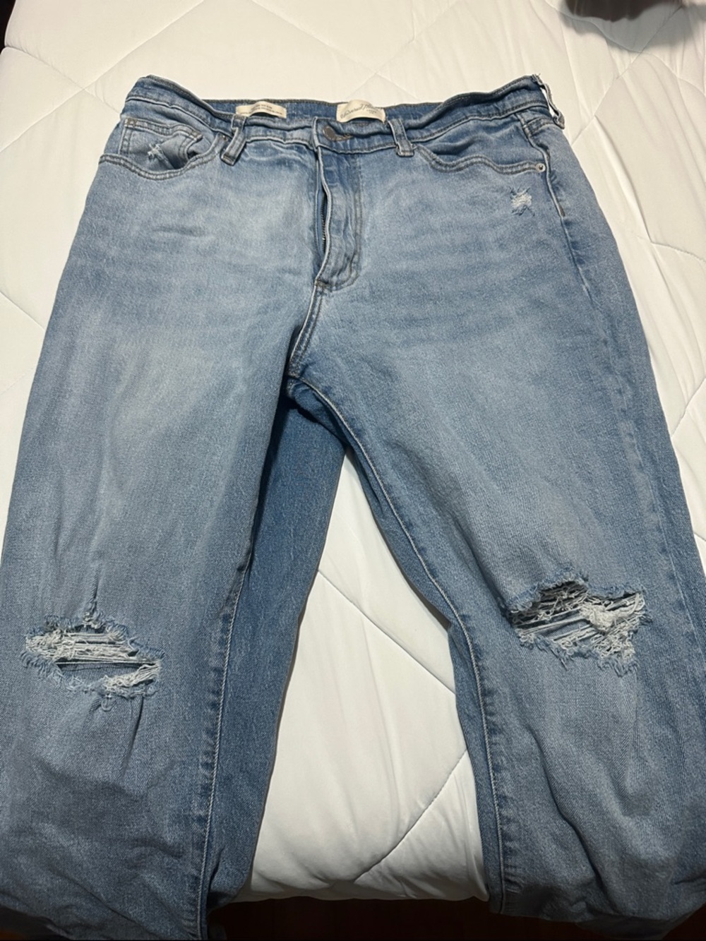 Universal Thread Light Blue Distressed Boyfriend Jeans